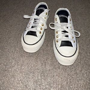 Converse Low Too Platform